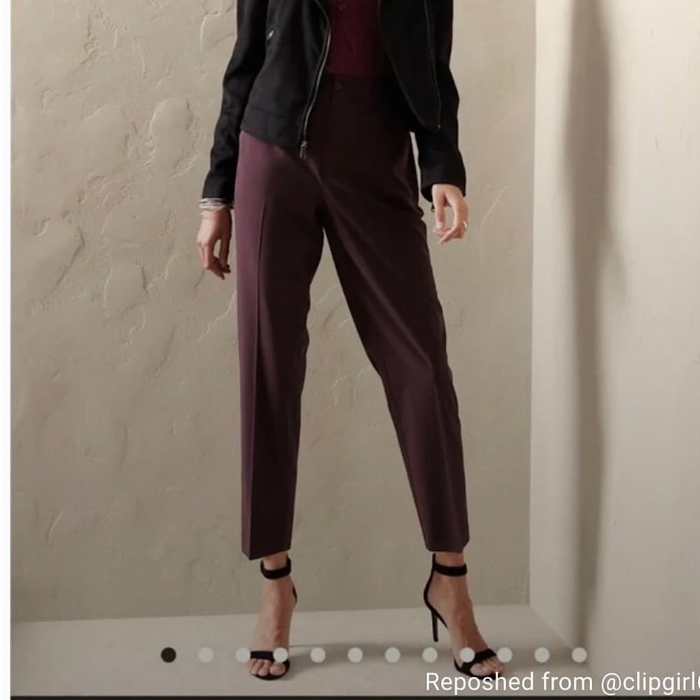 Airstretch Pant by Banana Republic Color is Midnight Lily New with Tags